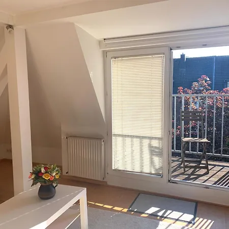 Ruhige An Der Uni Apartment Dusseldorf