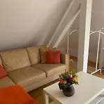 Ruhige An Der Uni Apartman